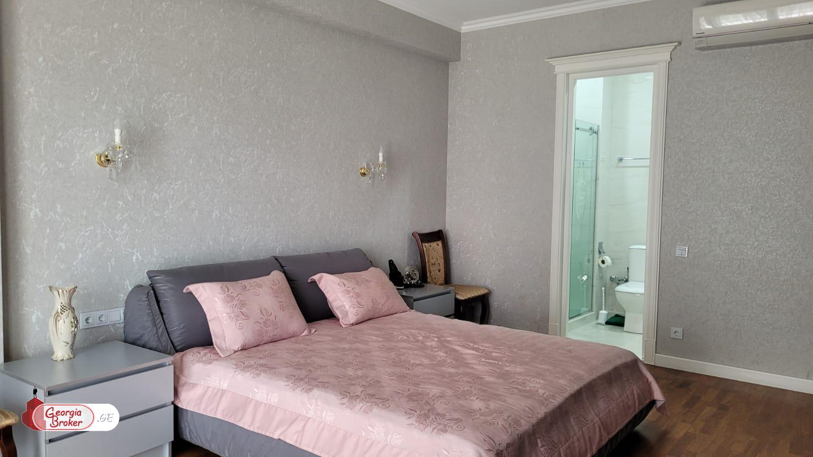 იყიდება ახალი გარემონტებული 5 ოთახიანი ბინა დომუსში, თამარაშვილზე